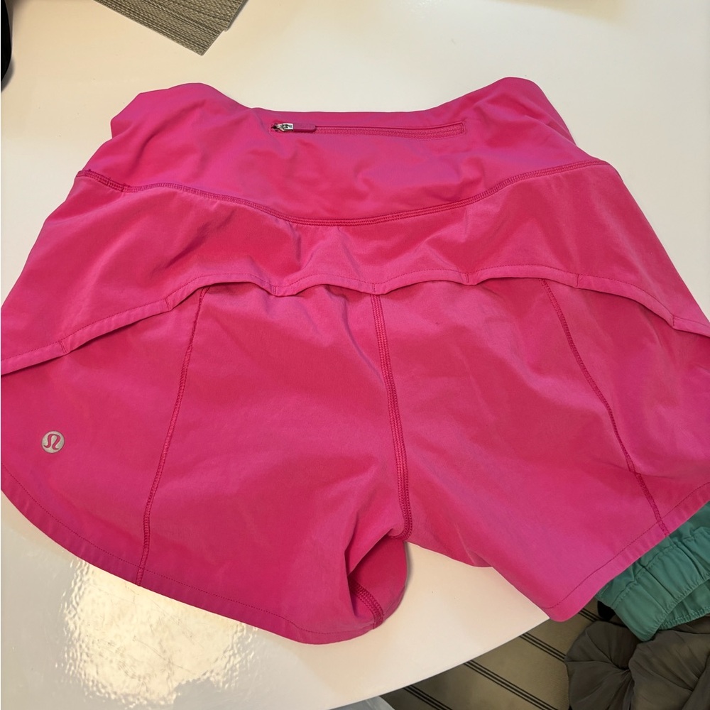 Lululemon speed up short